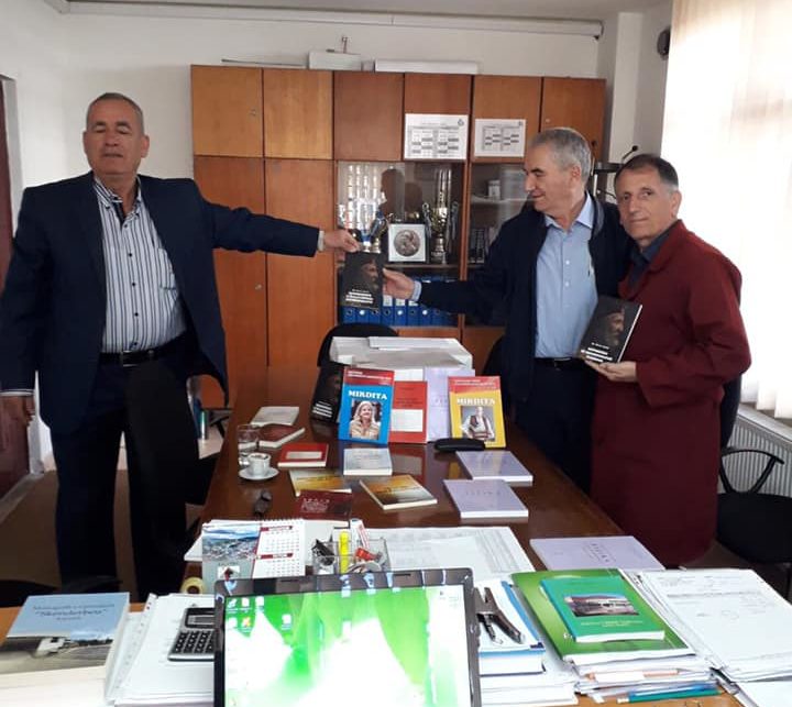 Libri – dhurata më e çmueshme…